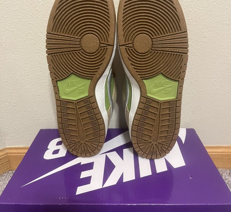 Nike Sb Dunk Low Escargot