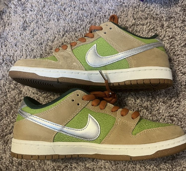 Nike Sb Dunk Low Escargot