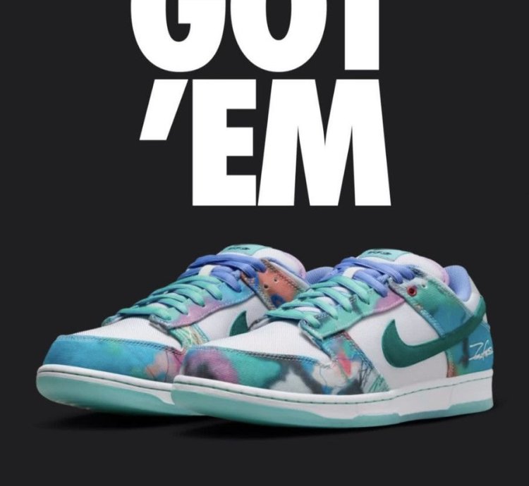 Nike Sb Dunk Low Futura Laboratories