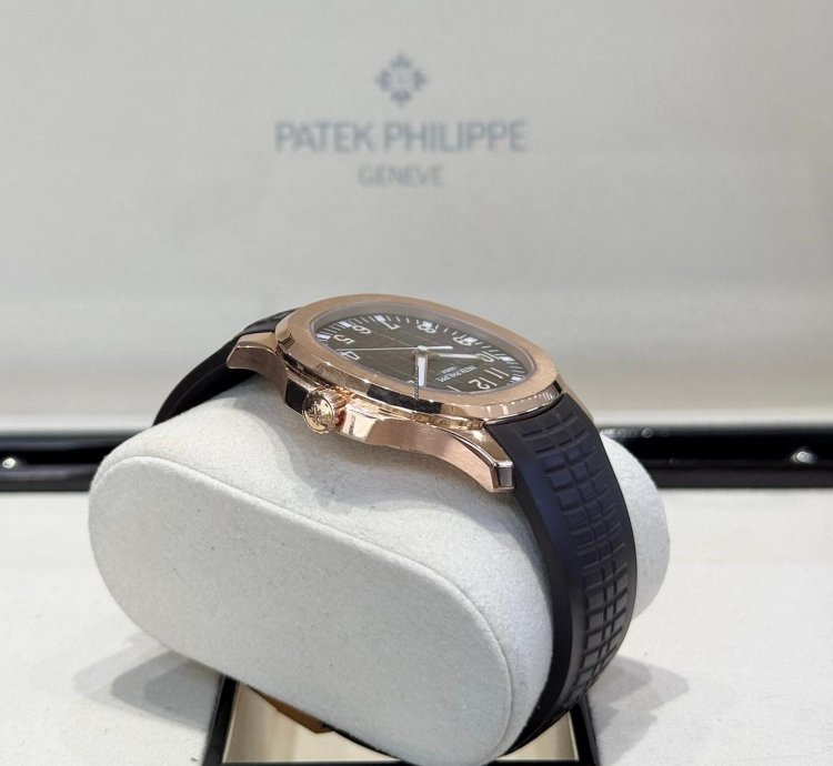 Patek Philippe Aquanaut Rose Gold Brown Dial 2022