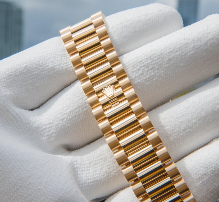 Rolex Day-date 36 36mm 2022 White Roman Dial