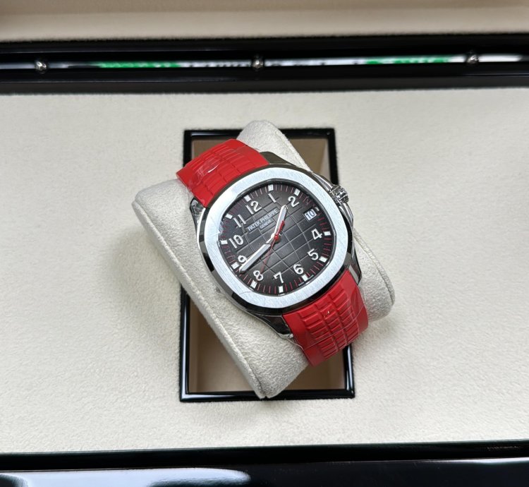 Patek Philippe Aquanaut Singapore Limited Edition Aquanaut