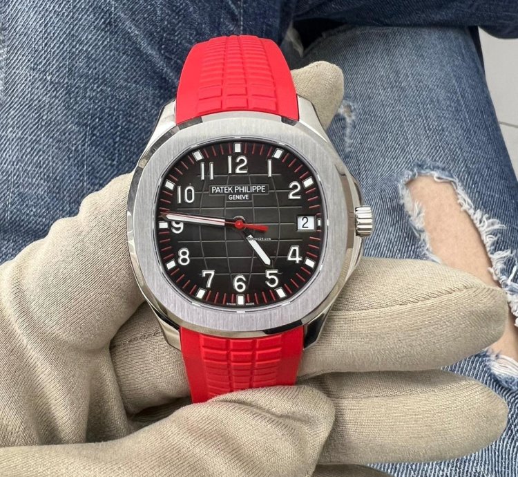 Patek Philippe Aquanaut Singapore Limited Edition Aquanaut