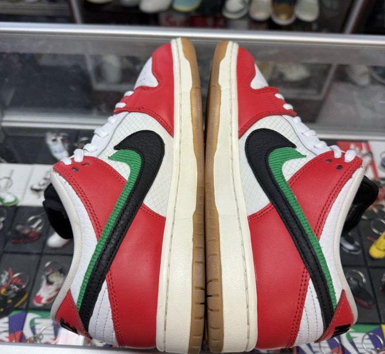 Nike Sb Dunk Low Habibi Frame Skate