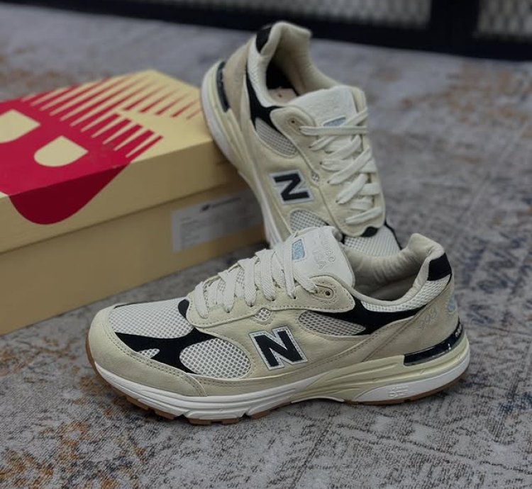 New Balance 993 Og Sea Salt Black