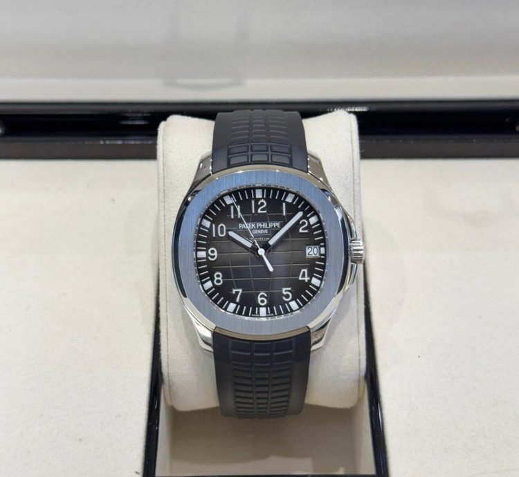 Patek Philippe Aquanaut Stainless Steel 2020