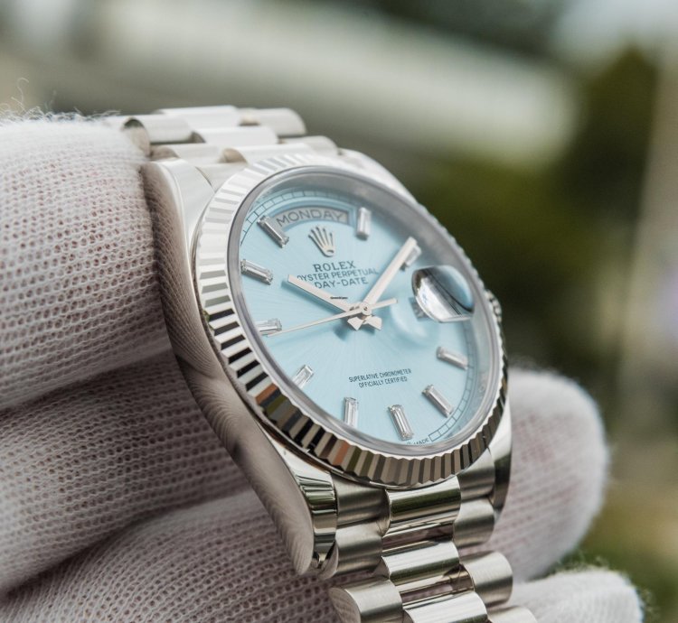 Rolex Day-date 36 36mm Dial Day-date - Ice Blue Diamond Baguette