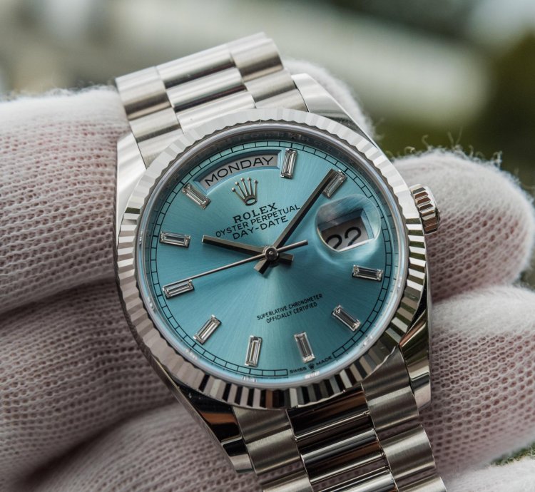 Rolex Day-date 36 36mm Dial Day-date - Ice Blue Diamond Baguette
