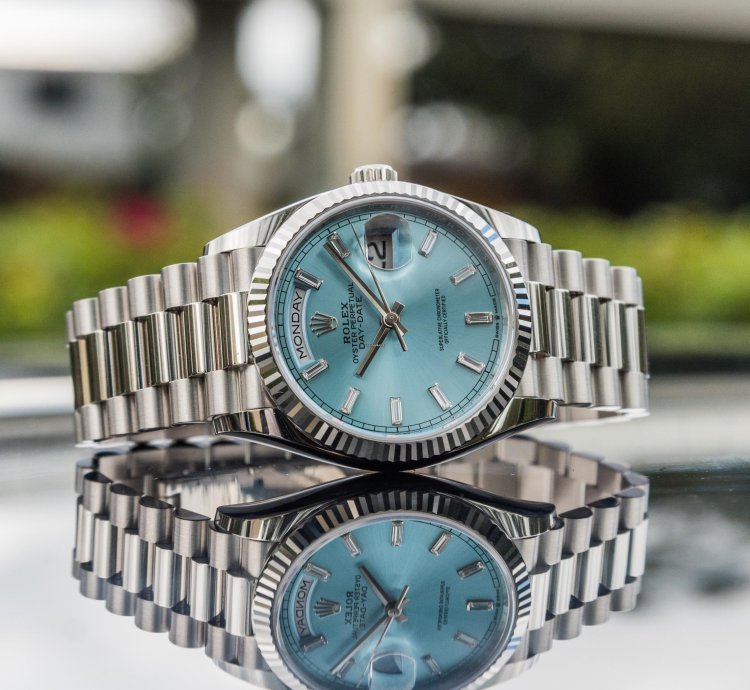 Rolex Day-date 36 36mm Dial Day-date - Ice Blue Diamond Baguette
