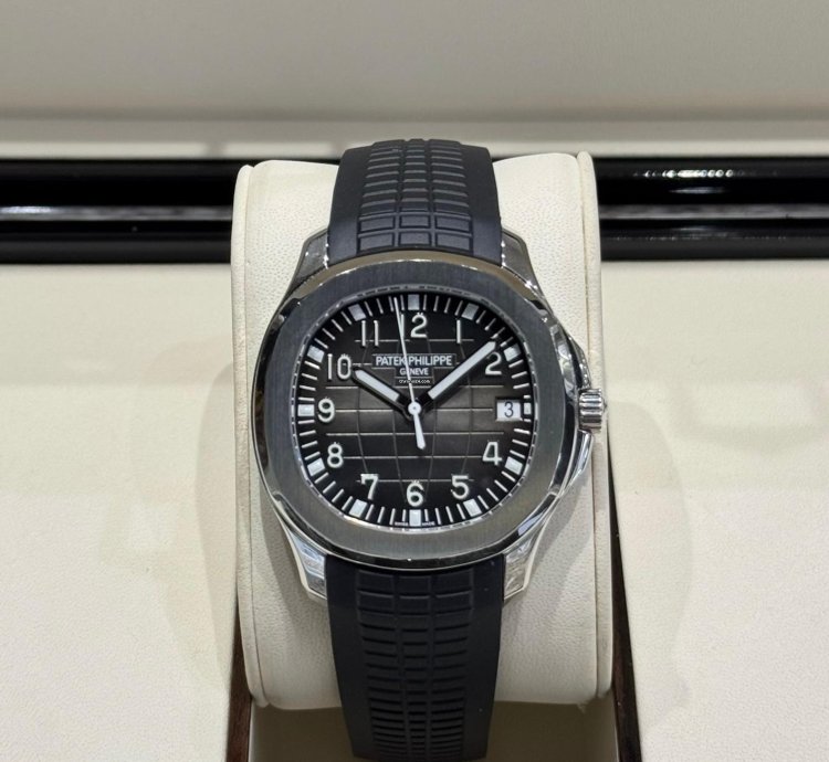 Patek Philippe Aquanaut Stainless Steel 2023
