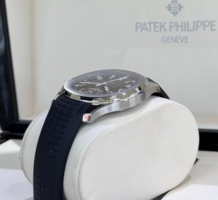 Patek Philippe Aquanaut Stainless Steel 2023