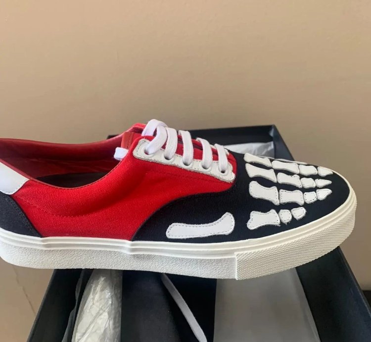 Low Top Skeleton Sneaker In Black Red