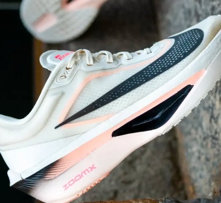 Nike Zoom Fly 6 Pale Ivory