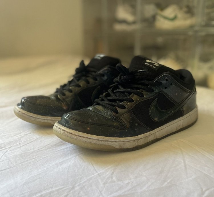 Nike Sb Dunk Low Intergalactic 420