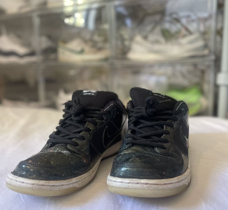 Nike Sb Dunk Low Intergalactic 420