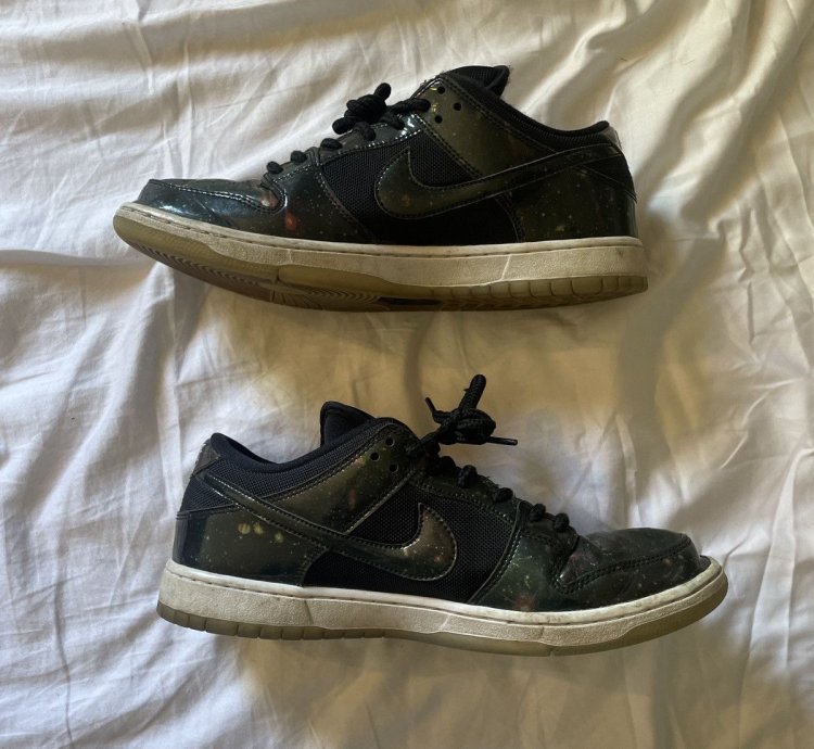 Nike Sb Dunk Low Intergalactic 420