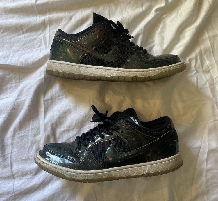 Nike Sb Dunk Low Intergalactic 420