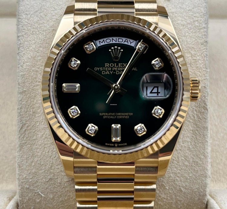 Rolex Day-date 36 36mm Green Ombre Diamond Dial Yellow Gold Bracelet 128238 Unworn 2023