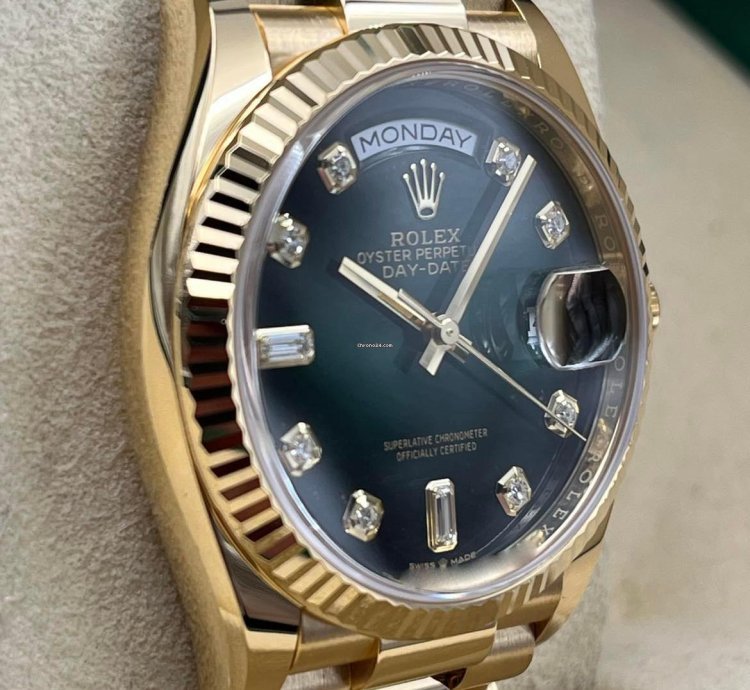 Rolex Day-date 36 36mm Green Ombre Diamond Dial Yellow Gold Bracelet 128238 Unworn 2023