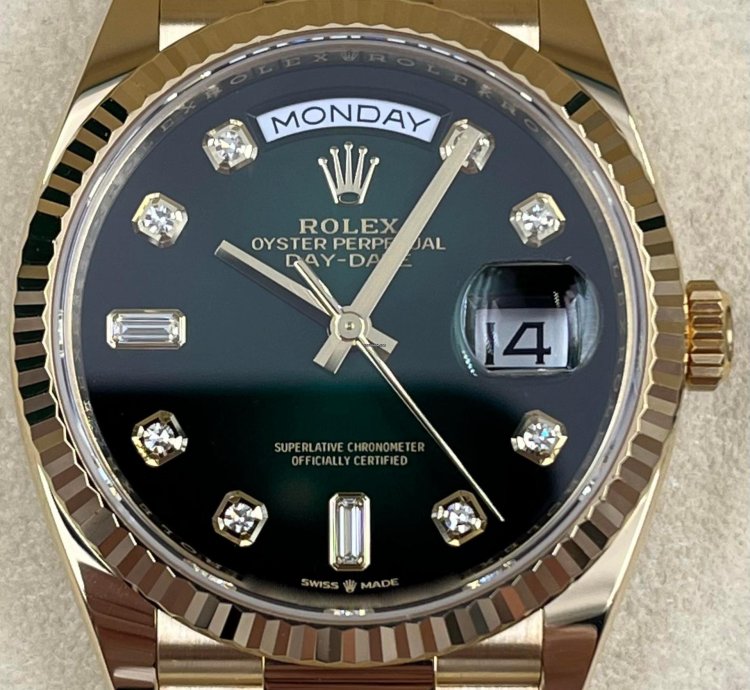Rolex Day-date 36 36mm Green Ombre Diamond Dial Yellow Gold Bracelet 128238 Unworn 2023