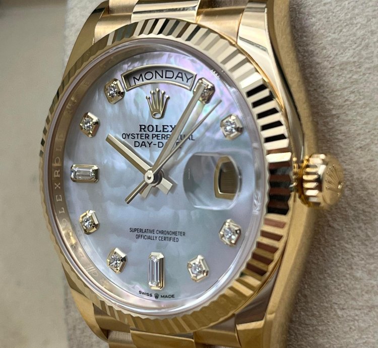 Rolex Day-date 36 36mm Mother Of Pearl Dial Yellow Gold Bracelet 128238 Unworn 2023