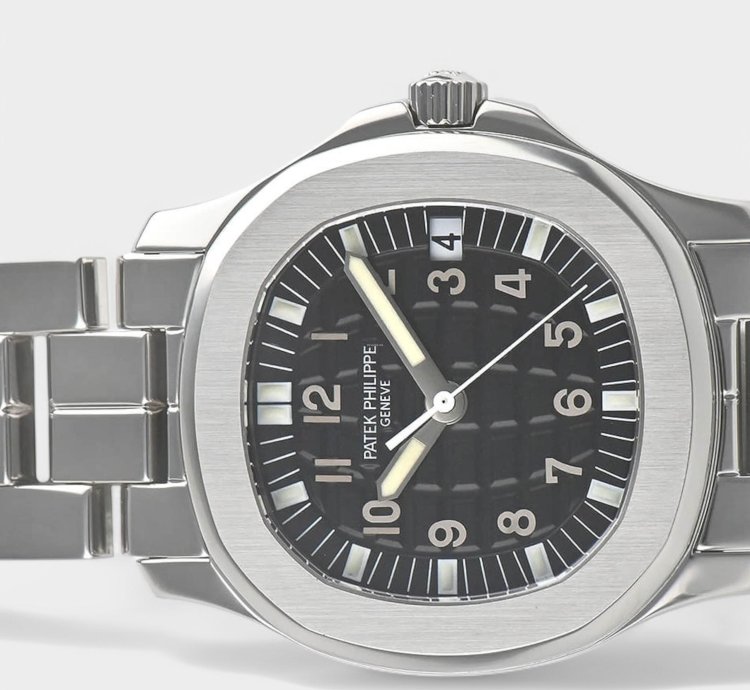 Patek Philippe Aquanaut Steel Black Automatic Date 34x36 3mm Papers 5066 1a
