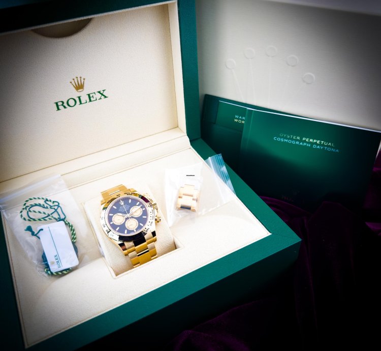 Rolex Daytona 126508 Yellow Gold Black Paul Newman 40mm Watch Rare