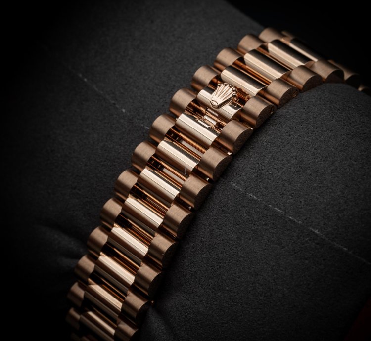 Rolex Day-date 36 36mm New Release Blue Baguette Dial Rose Gold
