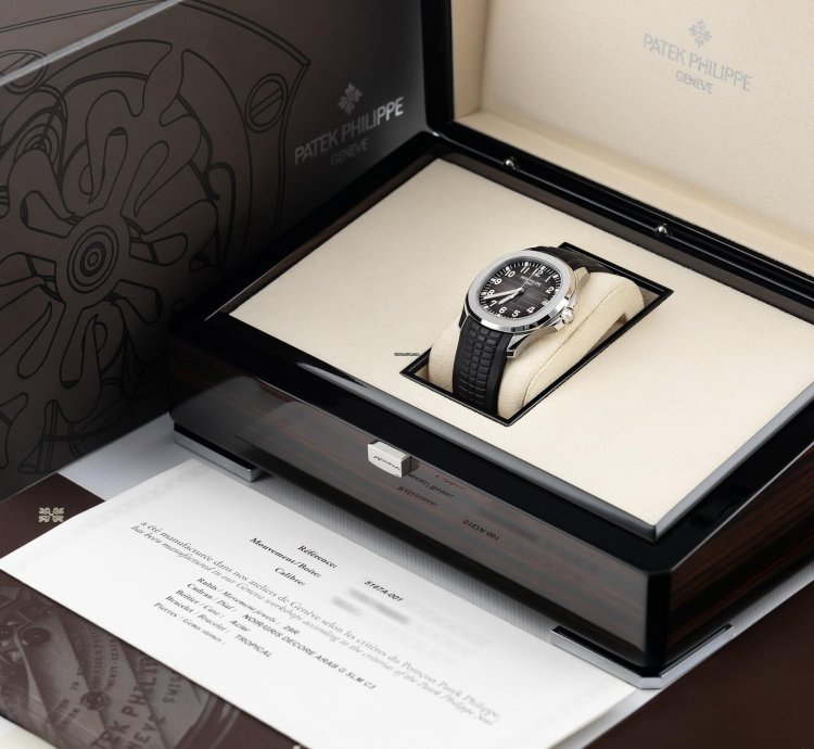 Patek Philippe Aquanaut Steel Black Grey Dial Rubber Strap Ref 5167a-001 Full Set