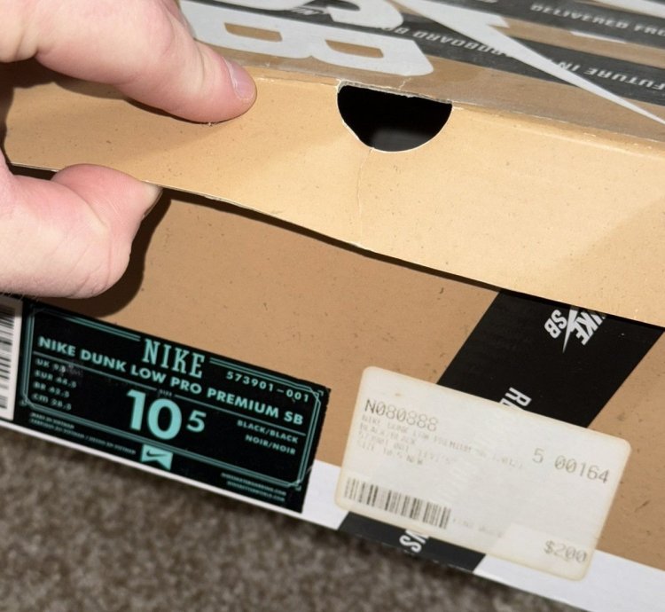 Nike Sb Dunk Low Levi 2012