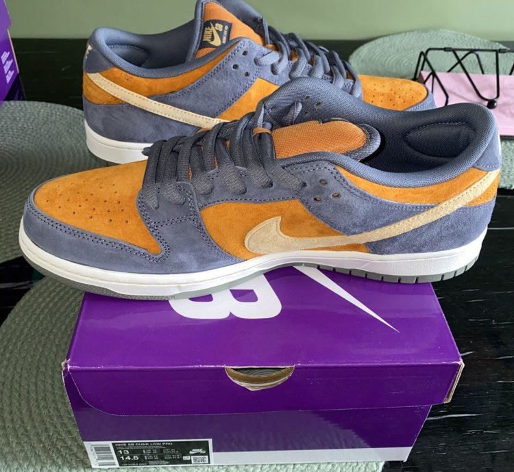 Nike Sb Dunk Low Light Carbon Monarch