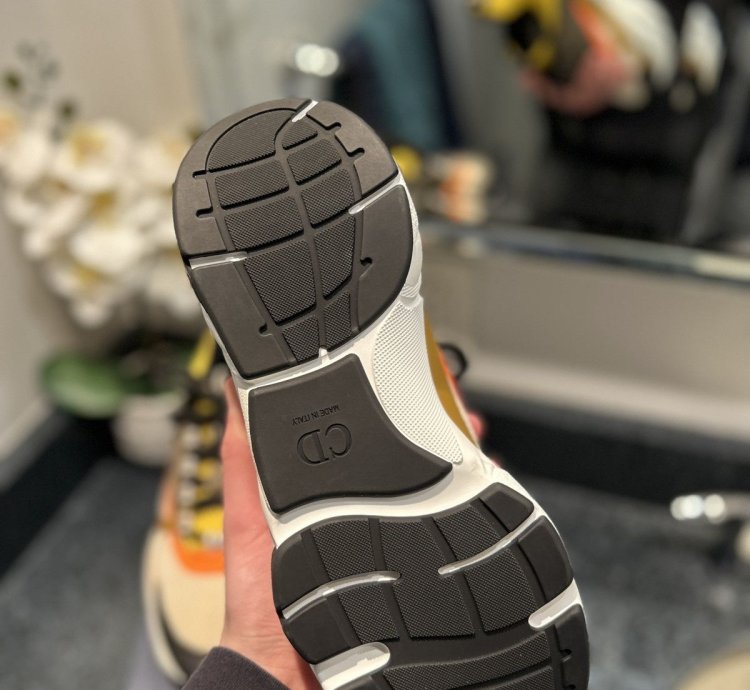 New Dior B22 Brown Yellow Size 42 9us
