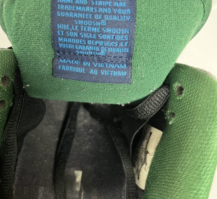 Nike Sb Dunk Low Maple Leaf Central Park Size 12