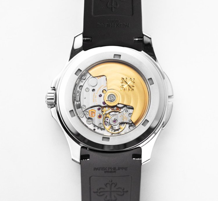 Patek Philippe Aquanaut Travel Time - Like New - 2019