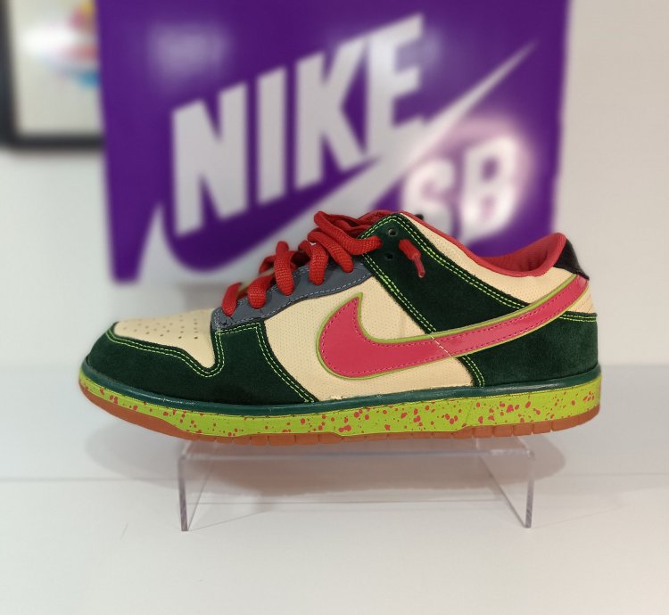 Nike Sb Dunk Low Mosquito