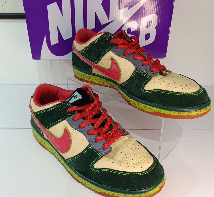 Nike Sb Dunk Low Mosquito
