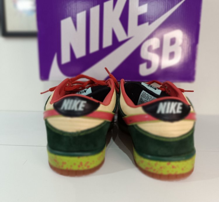 Nike Sb Dunk Low Mosquito