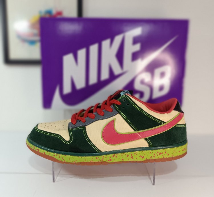 Nike Sb Dunk Low Mosquito