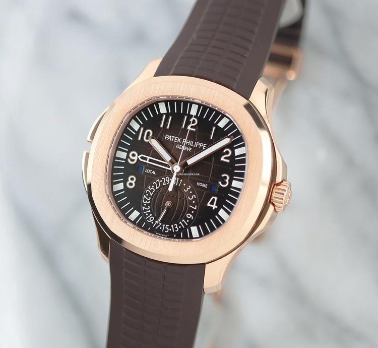Patek Philippe Aquanaut Travel Time 40 8mm Rosegold 2022