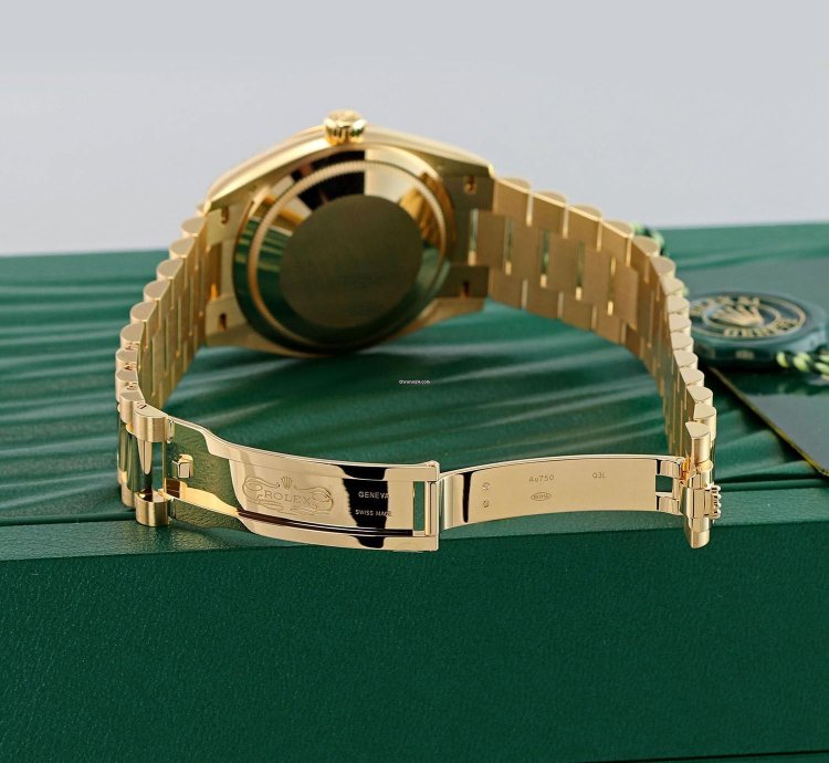 Rolex Day-date 36 36mm Yellow Gold 128238 Green Ombre Roman