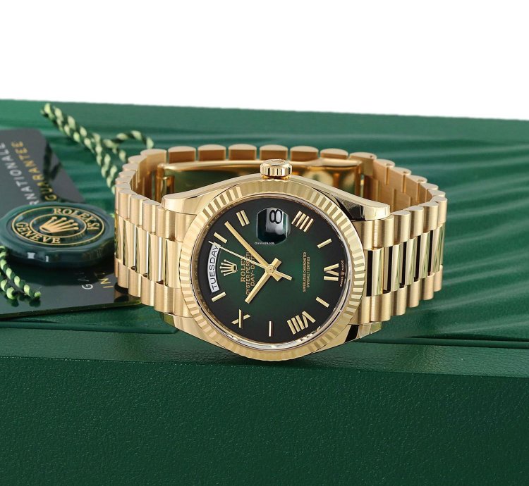 Rolex Day-date 36 36mm Yellow Gold 128238 Green Ombre Roman