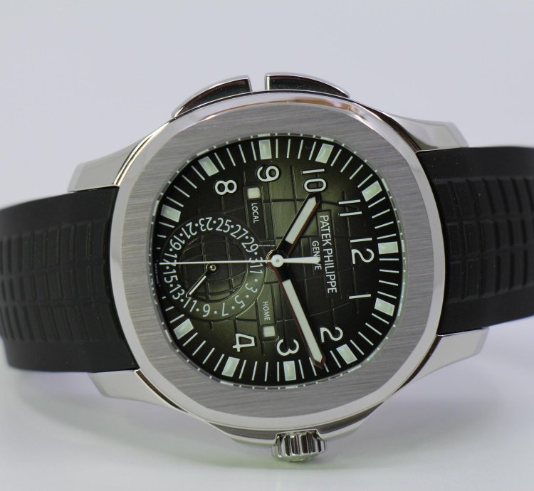 Patek Philippe Aquanaut Travel Time 5164a-001 - Like New - 03 2021