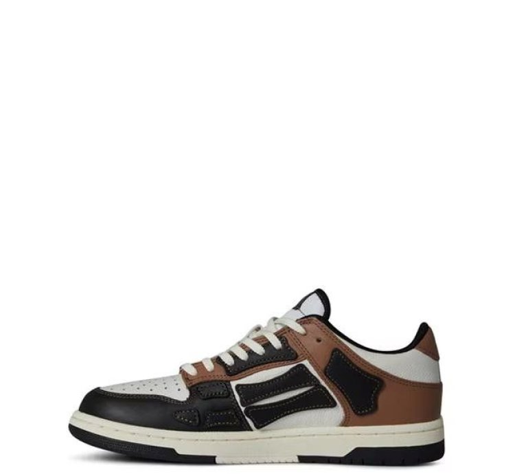O1g2r1mq0324 Low Top Trainers In Black Brown