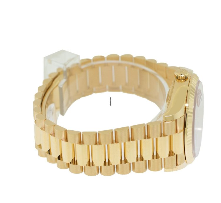 Rolex Day-date 36 36mm Yellow Gold Carnelian Roman Diamond Dial Fluted Bezel 128238