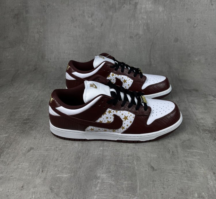 Nike Sb Dunk Low Og Supreme Stars Barkroot Brown