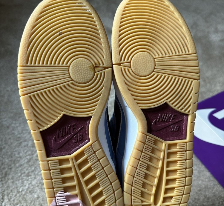 Nike Sb Dunk Low Phillies Size 9 Used
