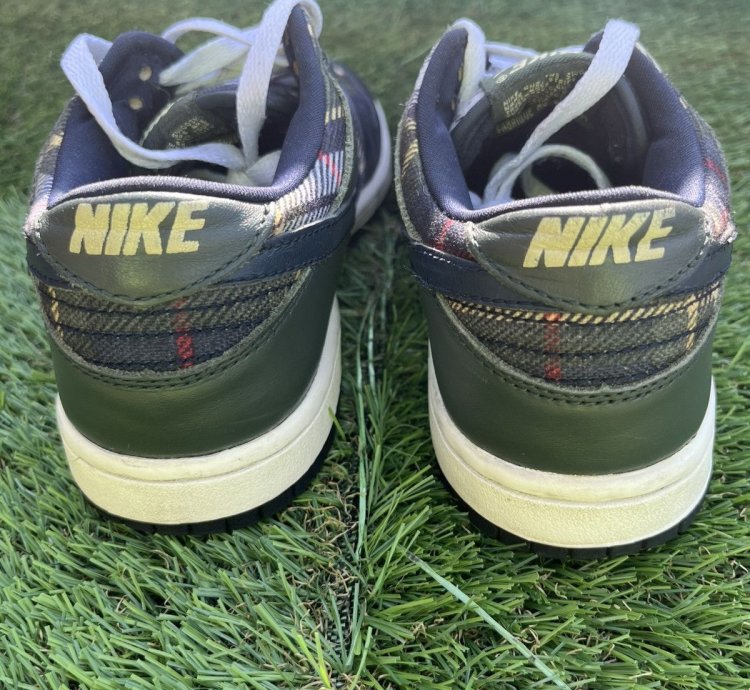 Nike Sb Dunk Low Plaid women Size 7