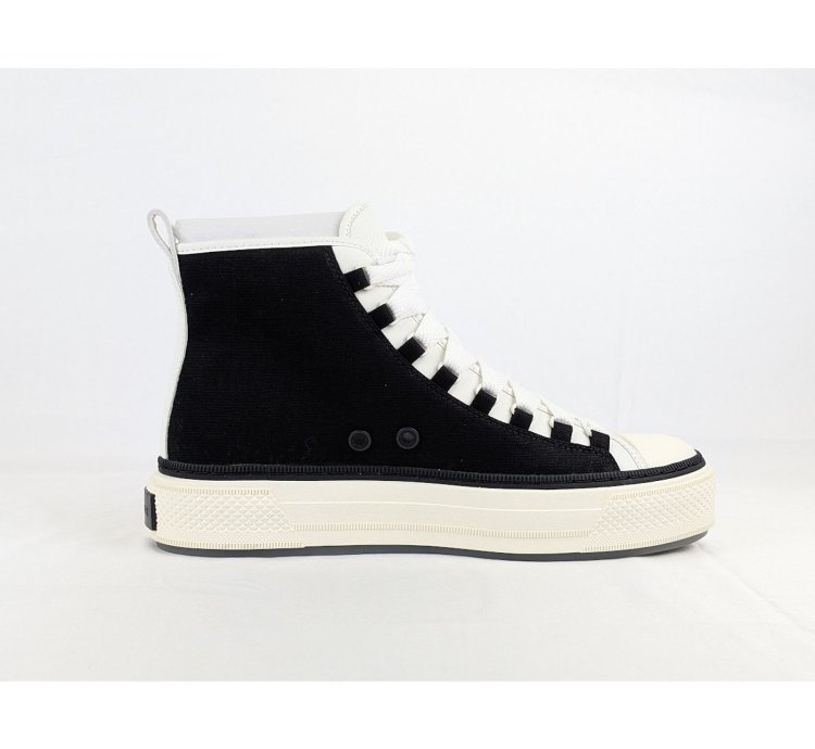 O1rshd1 Ma Court Hi Top Sneakers In Black White