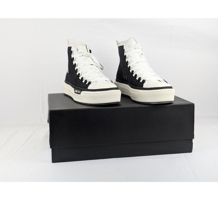 O1rshd1 Ma Court Hi Top Sneakers In Black White