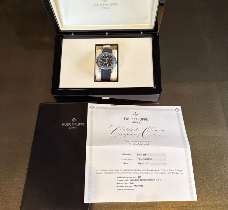 Patek Philippe Aquanaut Travel Time Aquanaut Travel Time Full Set
